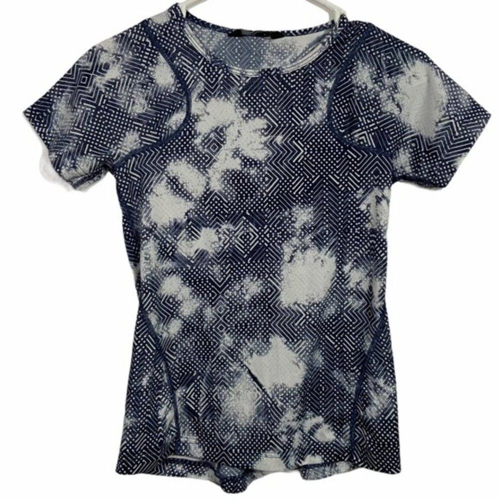 The North Face Patterned Short Sleeve Athletic Tee